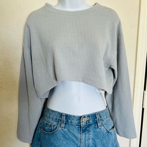 🤍Beautiful cropped sweater!🤍